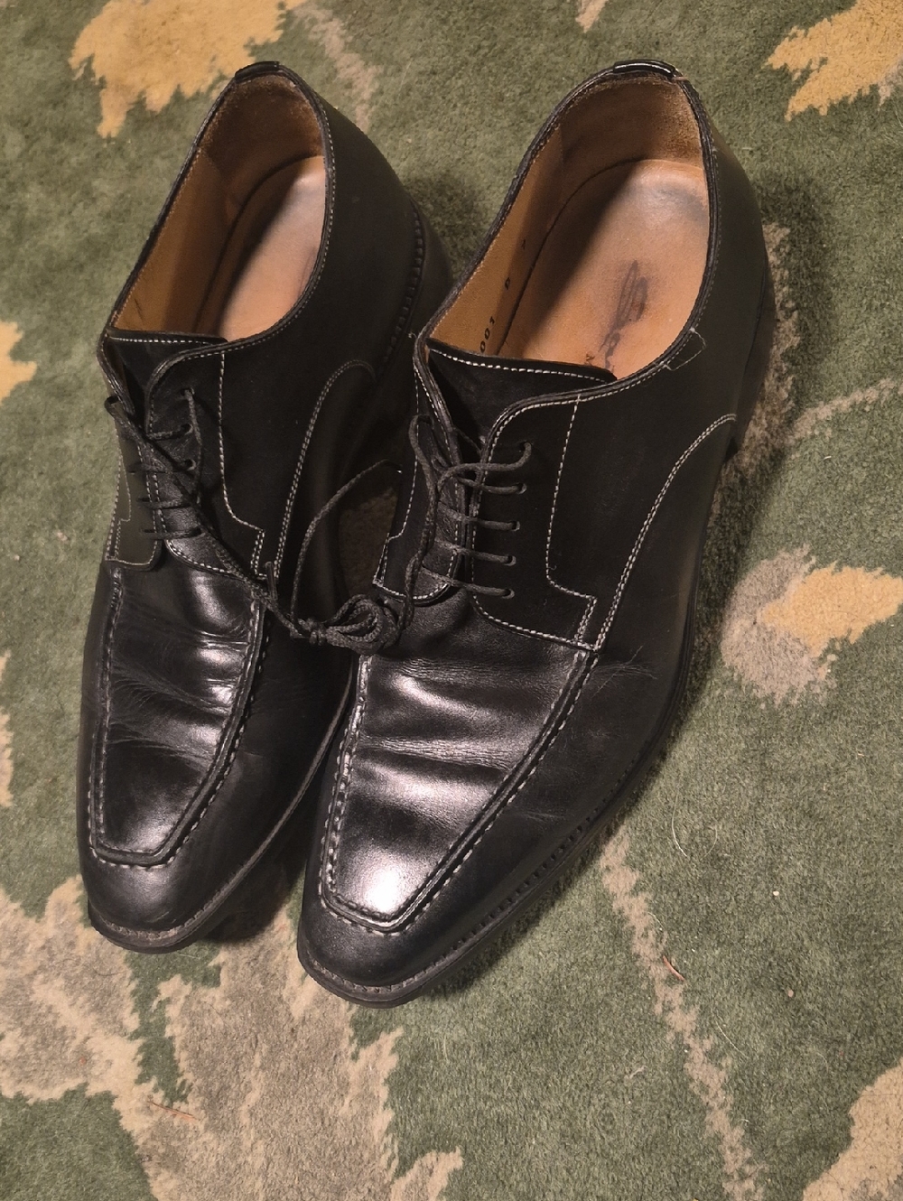 Santoni Black Leather Lace-Up Oxfords